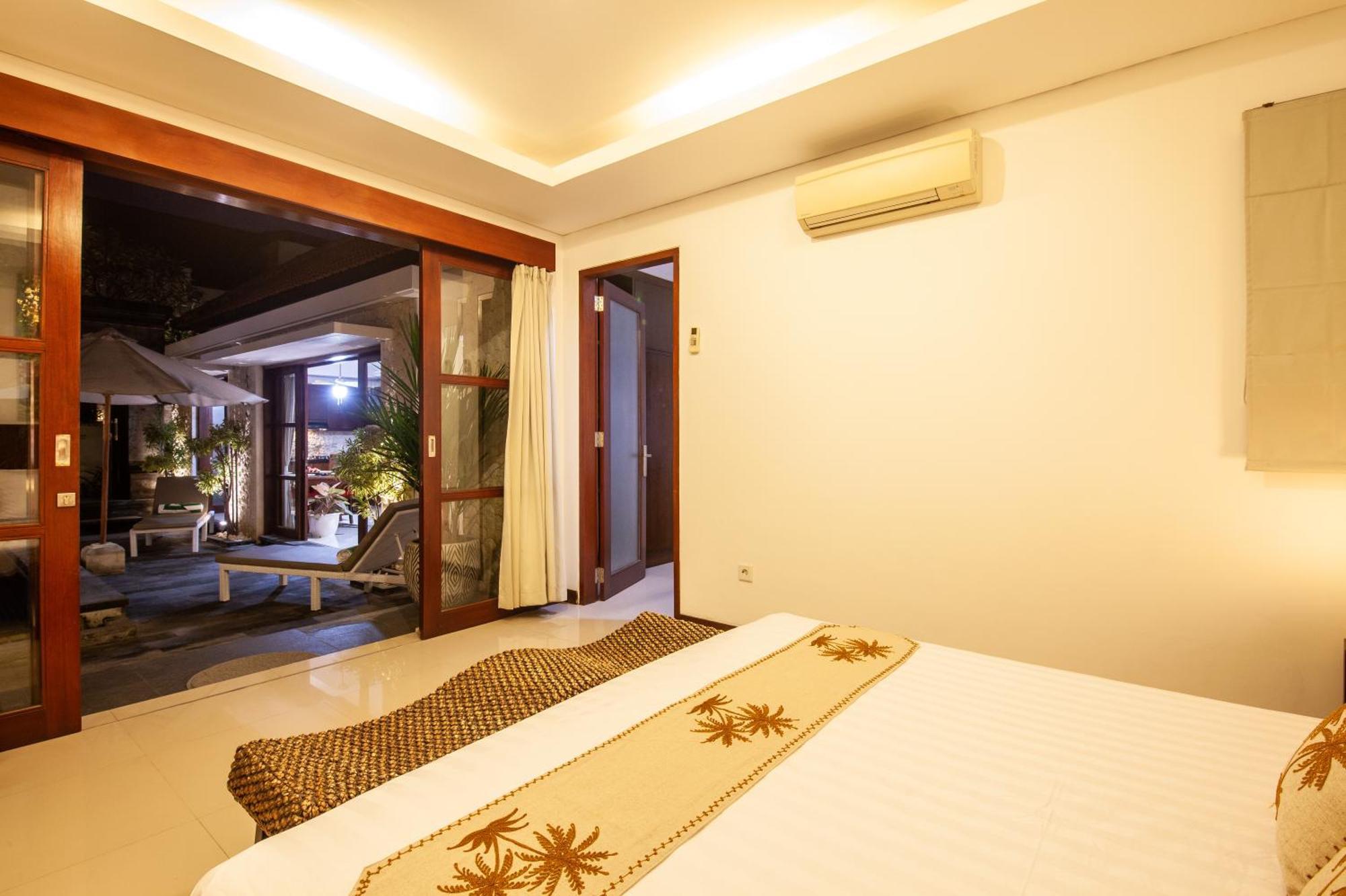 Villa 9-br Pool Walk To Danau Tamblingan St Bali