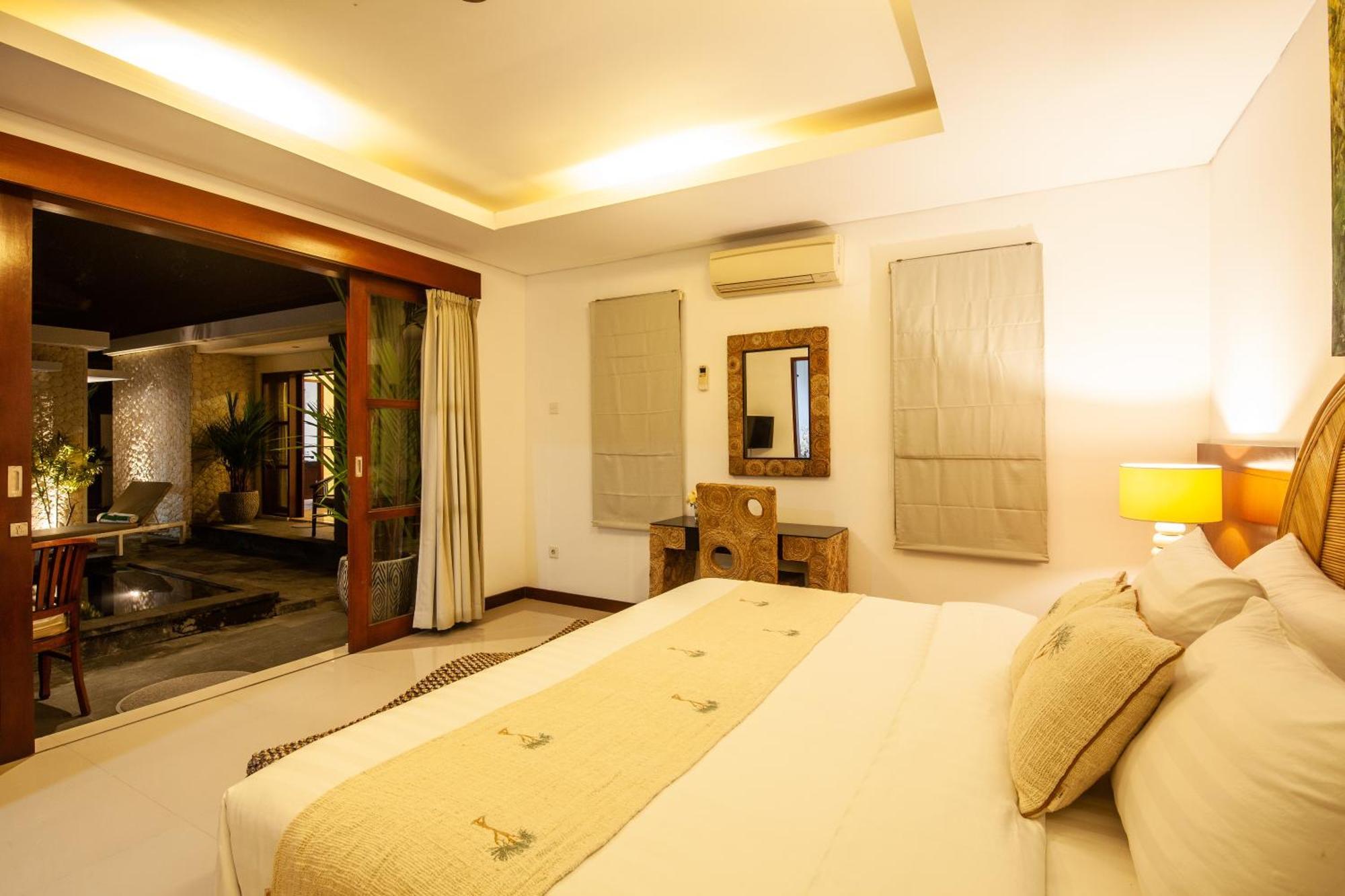 Villa 9-br Pool Walk To Danau Tamblingan St Bali